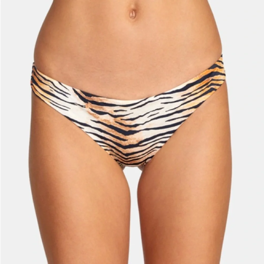 ☀️BILLABONG☀️ SOL SEARCHER CECI TR TIGHER CHEEKY BIKINI SET